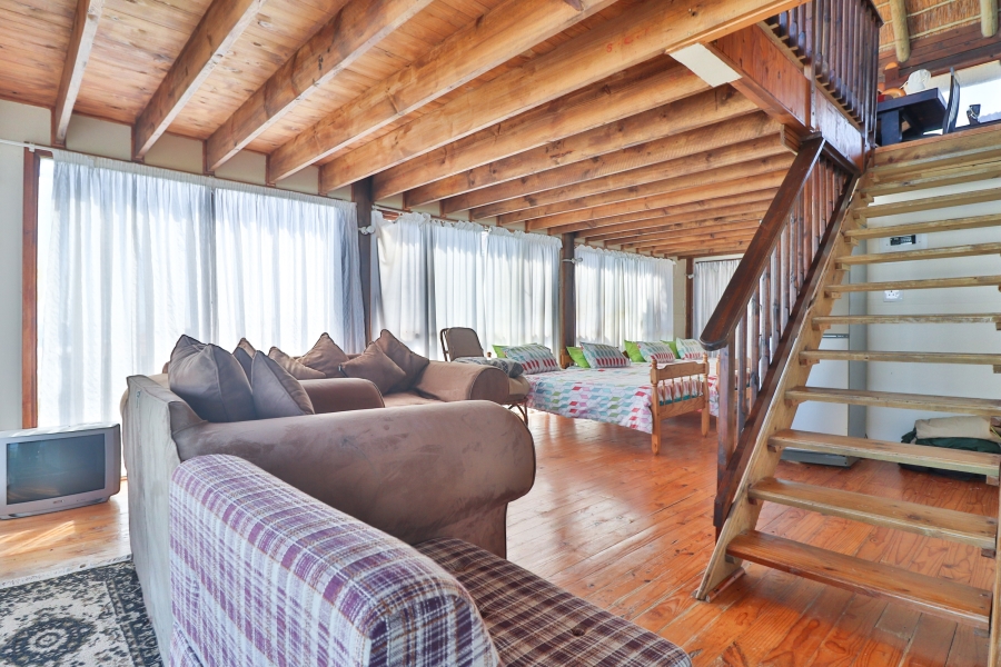 10 Bedroom Property for Sale in Dana Bay Western Cape